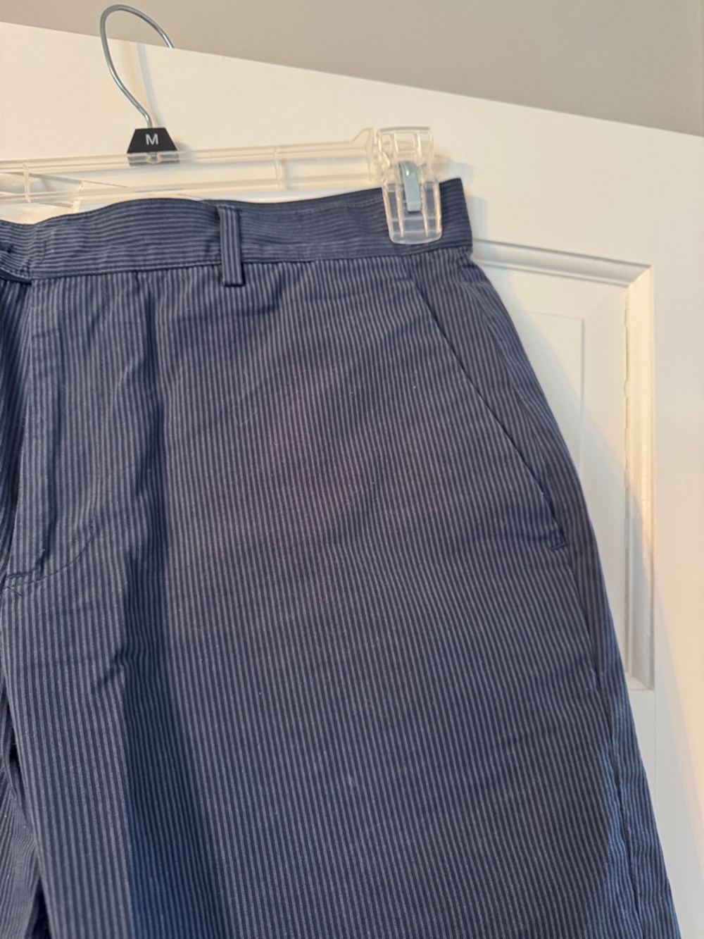Michael Kors Navy Pinstripe Flat-Front Men's Shorts size 33 - Picture 3 of 6